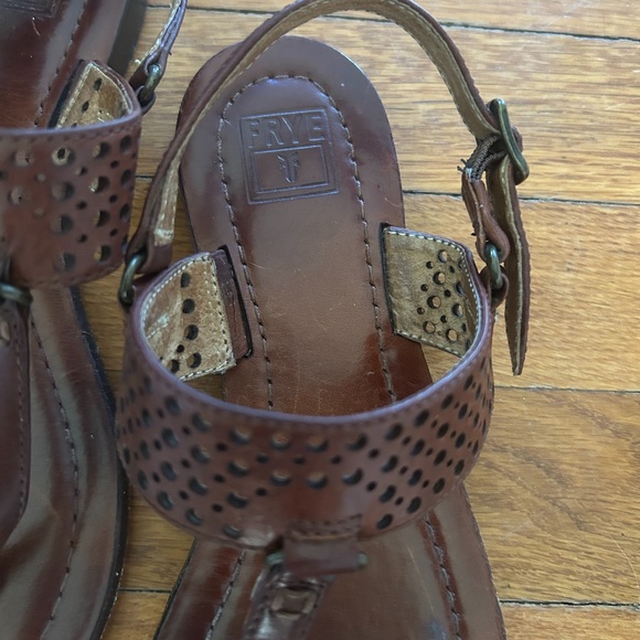 Frye, Rachel Perforated Sling Back Sandal - Picture 3 of 9